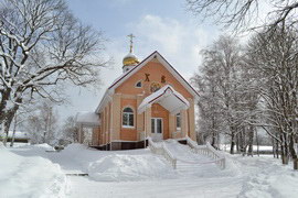 Свято-Михайловский храм в снегу